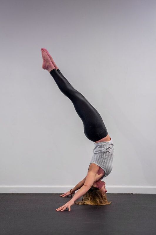 Raquel Vamos yoga pose
